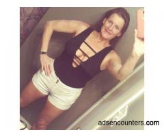 Chelsea looking for fun !!!!!! - w4m - 47 - Columbus OH