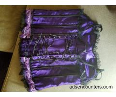 Any ladies like to wear corsets? - m4w - 44 - Dallas TX