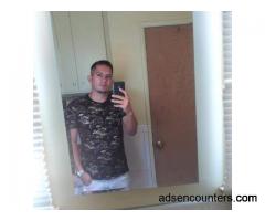 Hot 30 year old stud looking for a FWB, old woman welcomed - m4w - 30 - Los Angeles CA