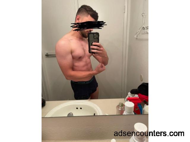 Looking for discreet NSA FWB one time/ongoing - m4w - 23 - Phoenix AZ