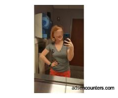 good looking female looking for hung to host - w4m - 45 - Phoenix AZ