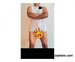 Young Latino man looking for couples or women - m4mw - 21 - Queens NY