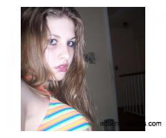 horny, cute girl - w4m - 22 - Philadelphia PA