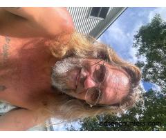 Looking for a woman to communicate with and see where it goes - m4w - 55 - Albany MN