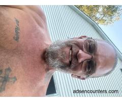 Looking for a woman to communicate with and see where it goes - m4w - 55 - Albany MN