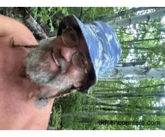 Looking for a woman to communicate with and see where it goes - m4w - 55 - Albany MN