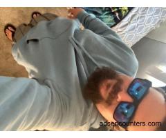 Horney hard and want some kinky sex - m4w - 34 - San Diego CA