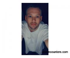 Women are you bisexual & like to party? - m4w - 36 - Belle Plaine MN