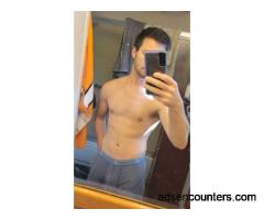 Young, Fit, and Hung guy for FWB - m4w - Pittsburgh PA