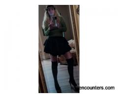 Hi gentlemen my name is ginger and I offer body rubs in the Largo area - w4m - 45 - Largo FL
