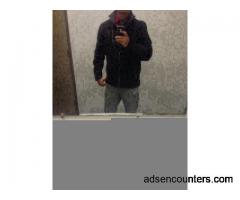 Good looking 33 m for couples and females - m4mw - Destin FL