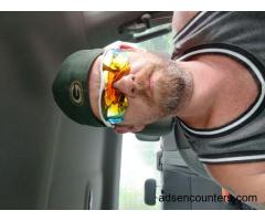 Im all alone and horny - m4w - Ola AR