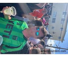 Older Married - Looking for a fun partner that enjoys good oral - m4w - 53 - Los Angeles CA