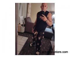 I really would love to eat you and let u enjoy my massive cock - m4w - Kearney MO