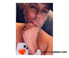 Fwb are you her? FWB, Hookup ???? can host - m4w - 35 - Lansing MI