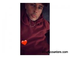 Fwb are you her? FWB, Hookup ???? can host - m4w - 35 - Lansing MI