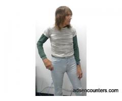 For Compatiblity, As Nudist In Shared Studio Apt.. I'm ronny unattached - m4w - 41 - Los Angeles CA