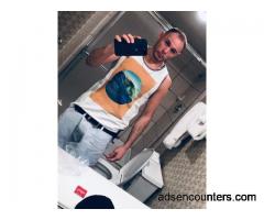 CLEAN Sexy Handsome BWC LOOKING NSA/FWB/DTF HOSTING LANSING - m4w - 37 - Detroit MI