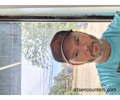 Looking to suck pussy and dick - m4mw - 54 - Raleigh NC