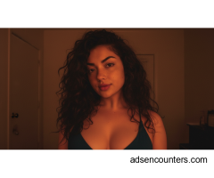 Just a girl searching for fun times... - w4m - 26 - Toronto ON