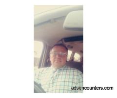 I am looking friend with benefit.(FWB) 100% female / 100% heterosexual - m4w - 57 - Fresno CA