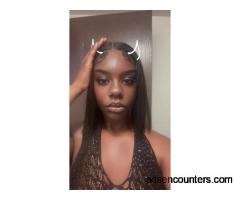 Hot chocolate ready for you - Escort - 20 - Chicago IL