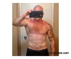 BC guy Matty, new to EDM. Casual fun/NSA/FWB - m4w - 40 - Edmonton AB