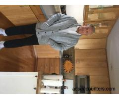 KINDA CUTE MILLIONAIRE BACHELOR - m4w - Inverness IL