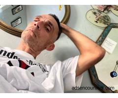 Looking for couples or females no single males - m4mw - 47 - Los Angeles CA