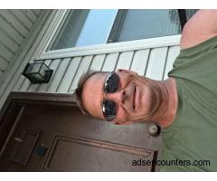 Hard at it - m4w - 45 - Newburgh IN